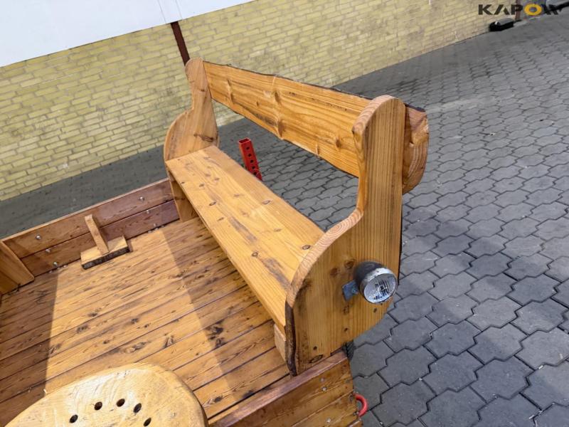 Carriage with seating 11