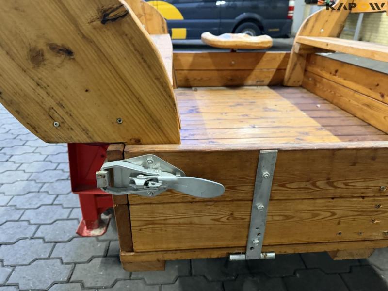 Carriage with seating 24