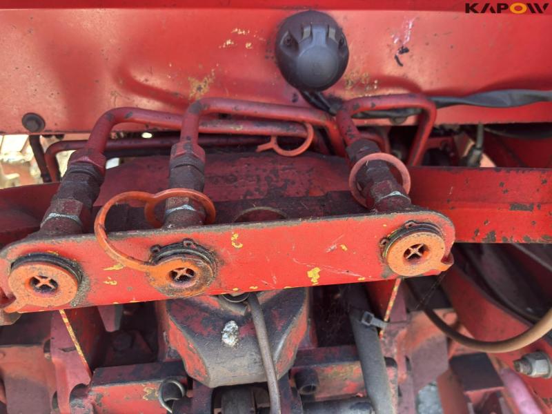 Volvo 2250 tractor 37