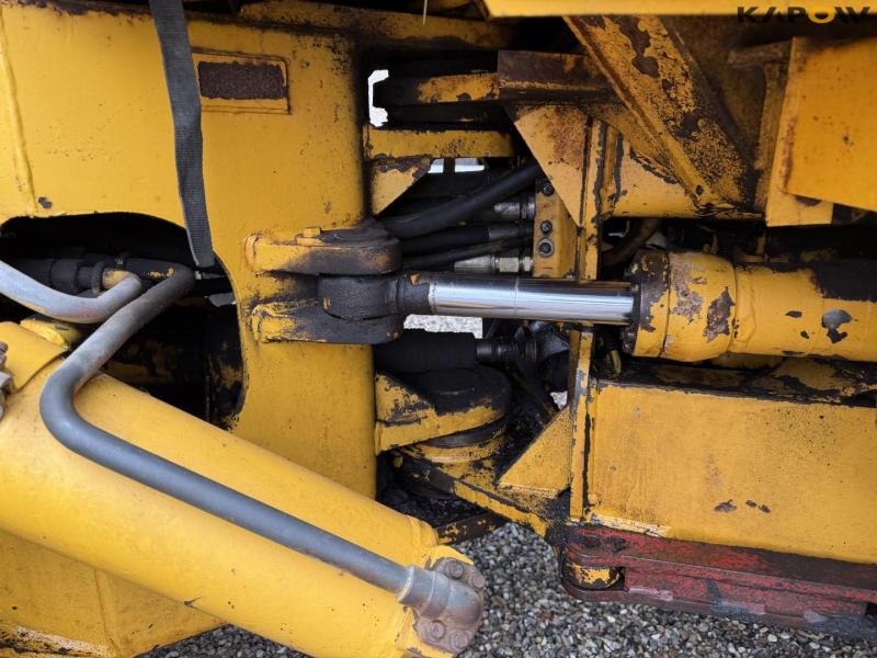 Volvo BM 4400 wheel loader 10