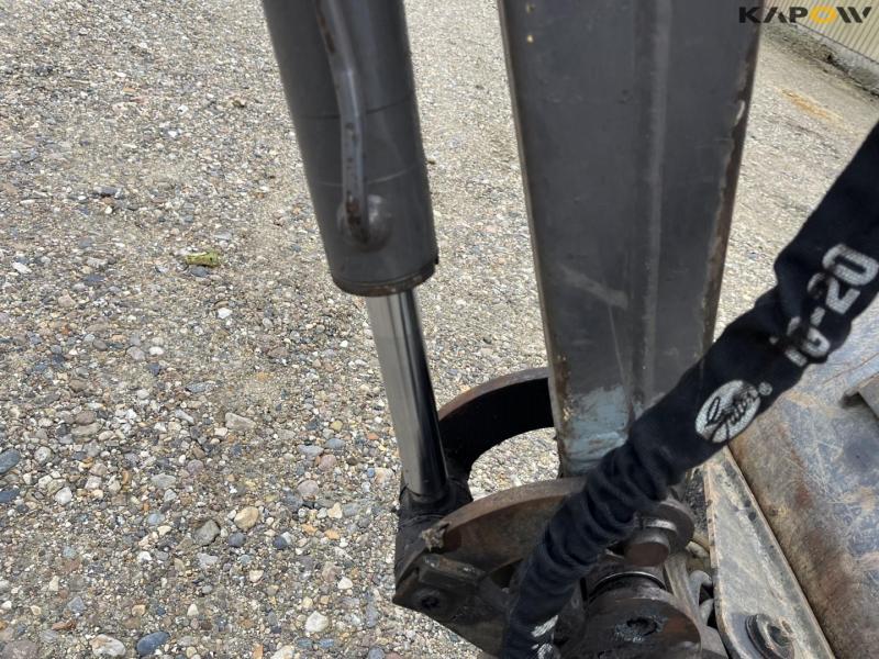 Volvo EC15B mini excavator 16