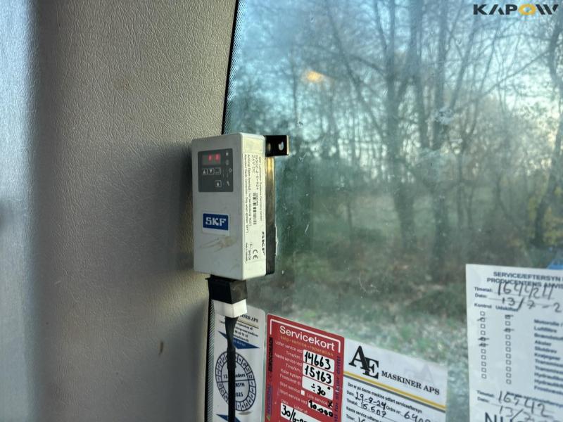 Volvo EC250DL excavator 54