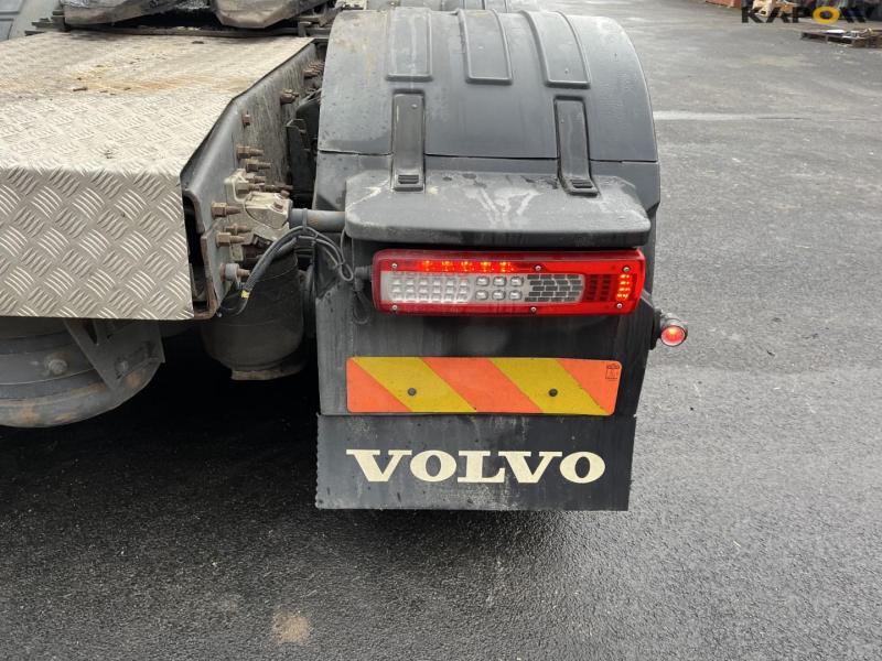 Volvo FH 16 750 6x4 truck 23