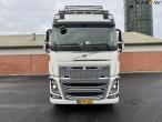 Volvo FH 16 750 6x4 truck 2