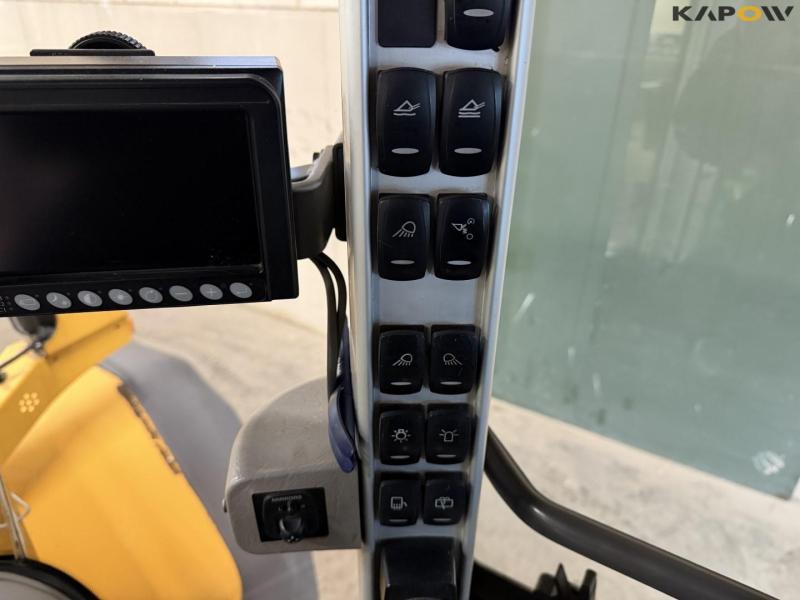 Volvo L110G loader 38