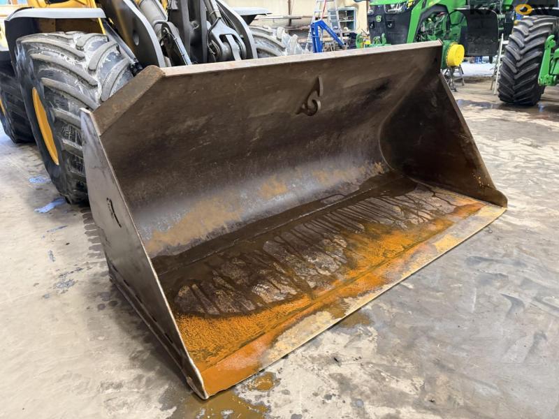 Volvo L110G loader 70