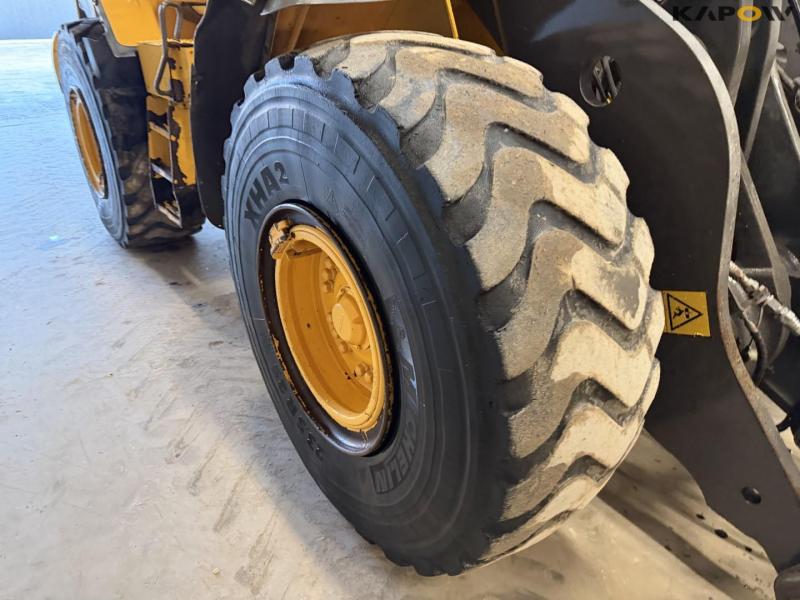 Volvo L110G loader 65