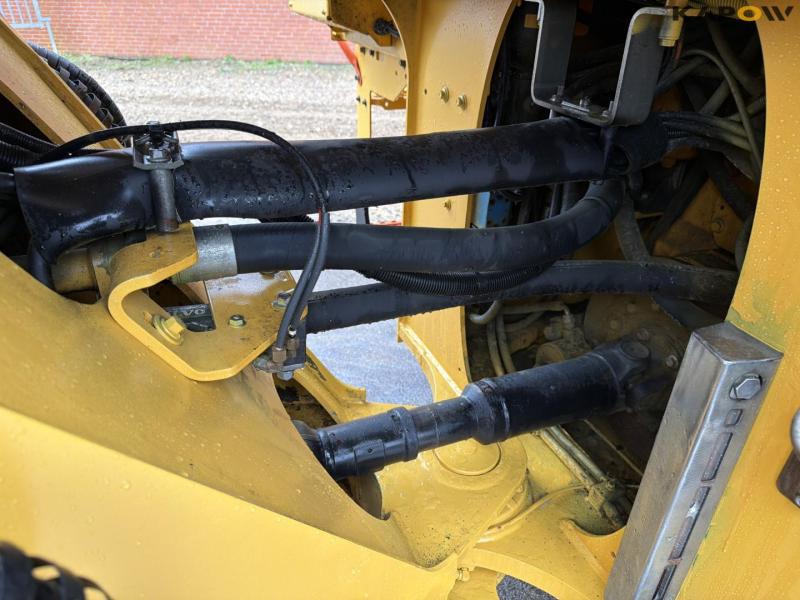 Volvo L110H wheel loader 26