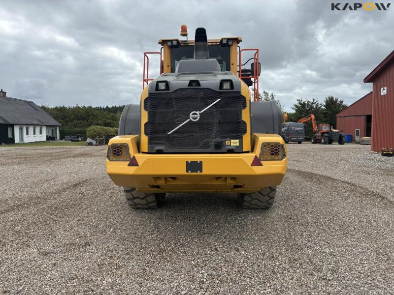 Volvo L110H wheel loader 6