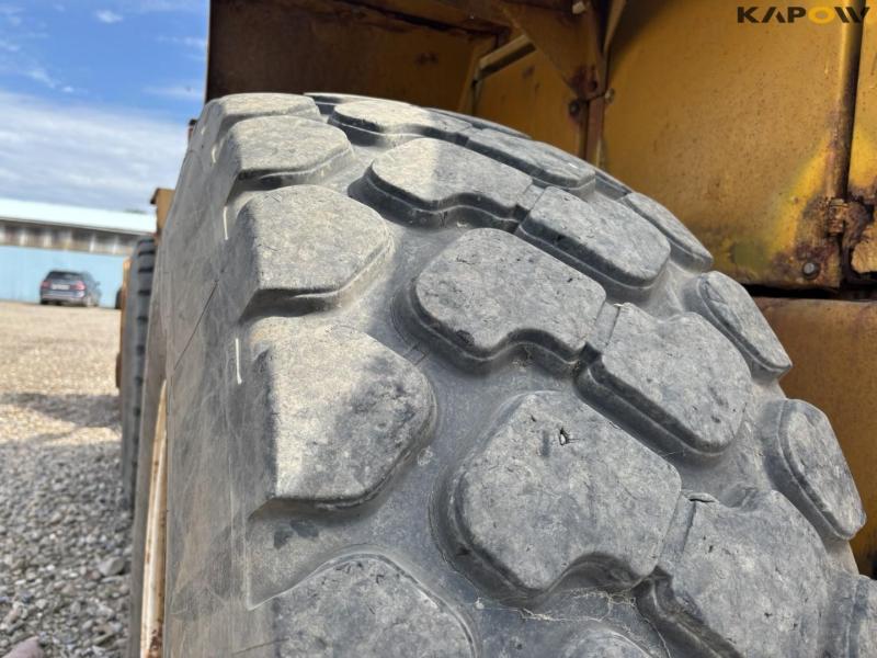 Volvo L90 wheel loader 46