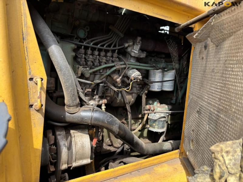 Volvo L90 wheel loader 77