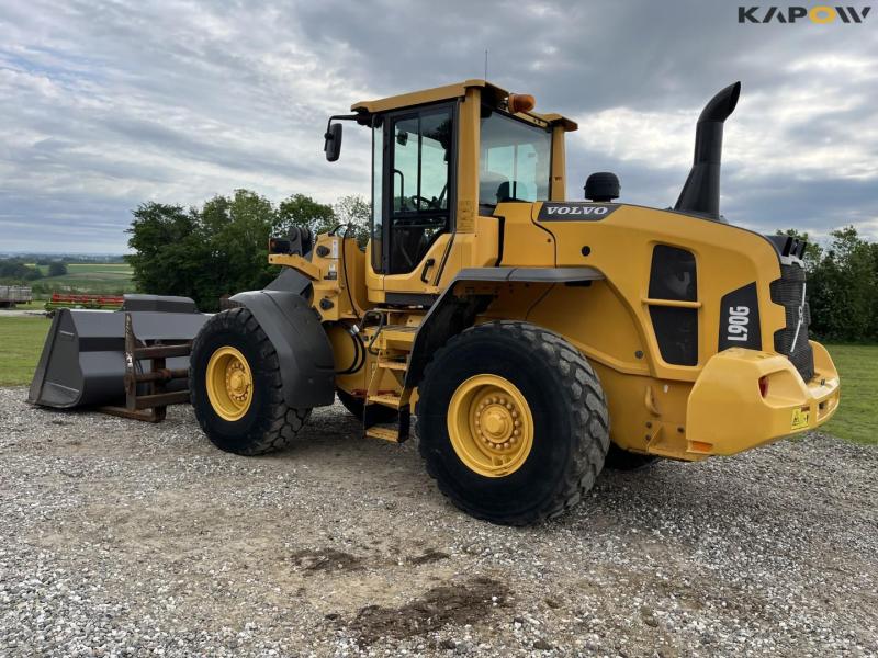 Volvo L90G wheel loader 7