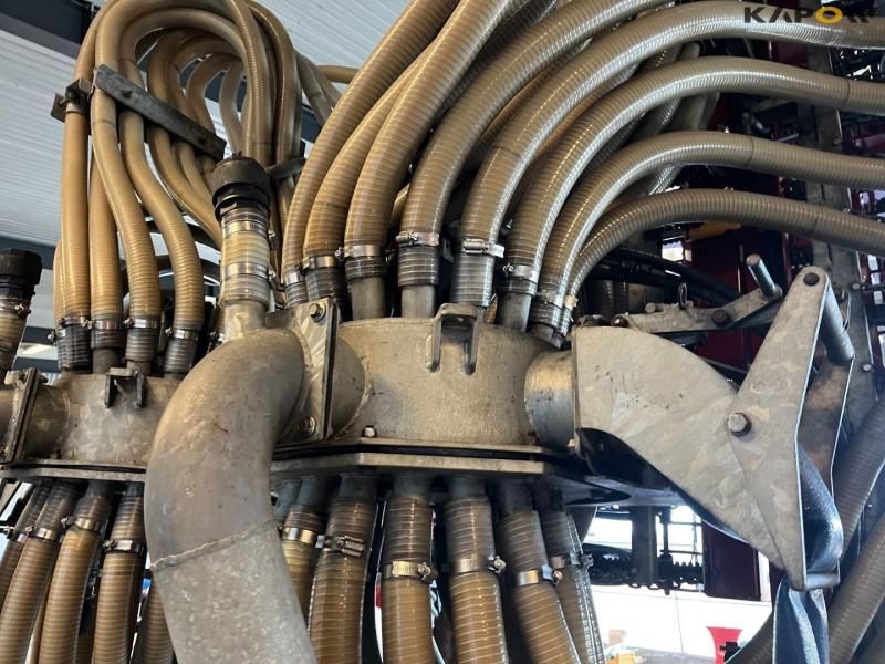 Vredo ZB3 12068 slit seeder 23