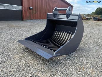 VS rake bucket with S70 hitch