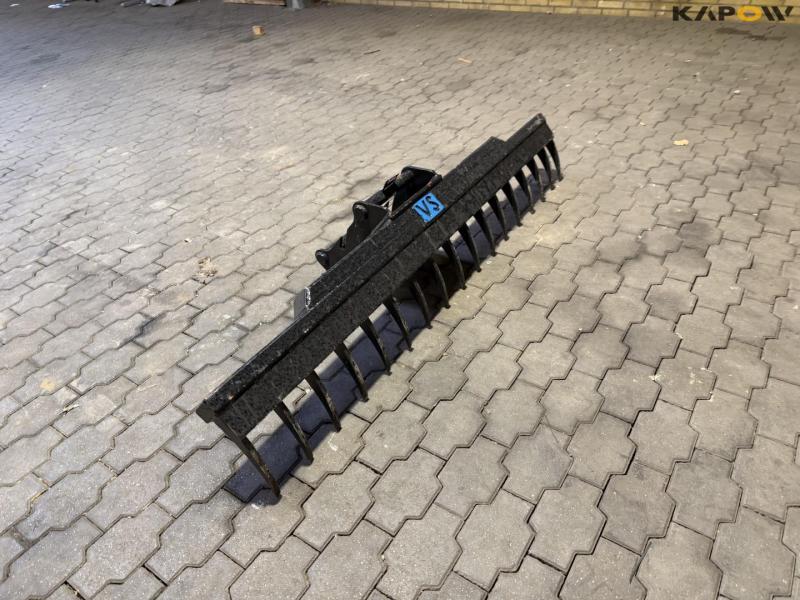 VS rake Hydrema hitch 6