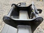 VS Steel bucket with MH hitch 7