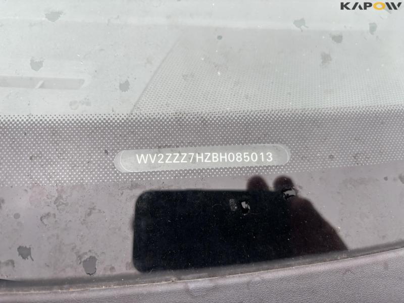 VW Caravelle 2.0 TDI 140 HP 9-person bus 12