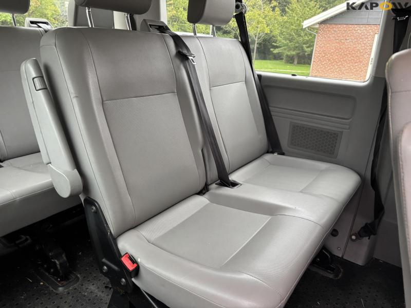 VW Caravelle 2.0 TDI 140 HP 9-person bus 84