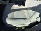 VW Caravelle 2.0 TDI bus 9 people 47