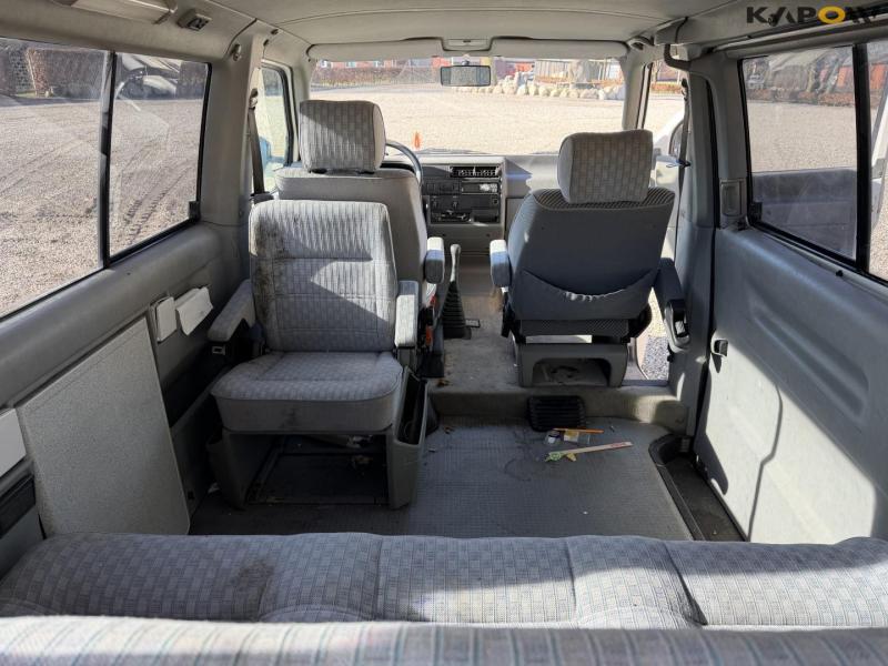 VW Caravelle passenger car 29