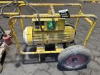 Wacker FU 4/200SW motor with 2 concrete vibrators 5
