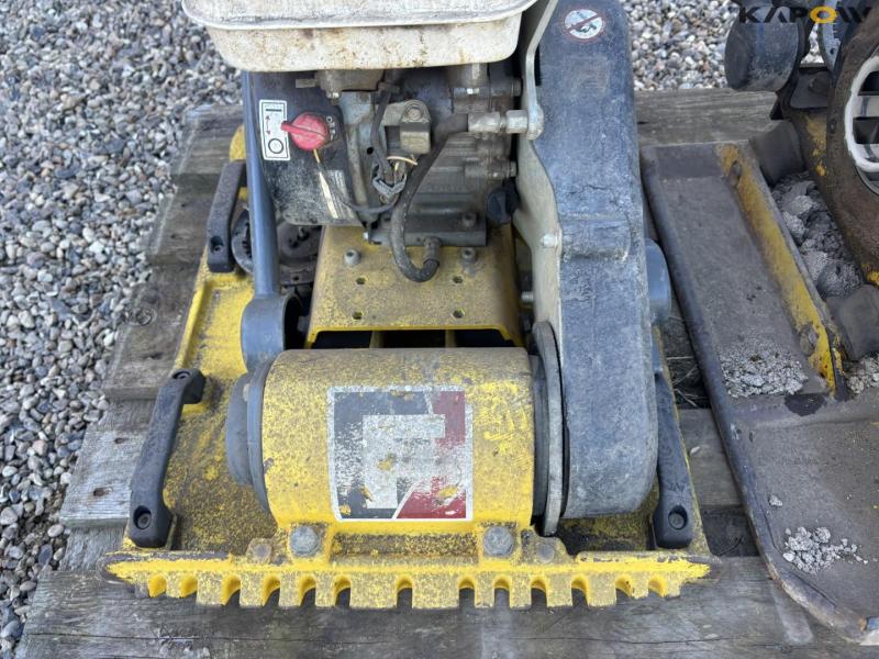 Wacker Neuson plate vibrator 22