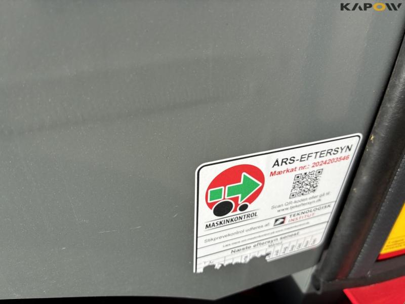 Weidemann 1880 skid steer loader 27