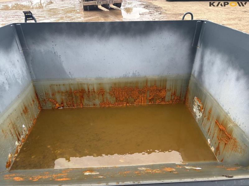 Weizcon container with quick change 12