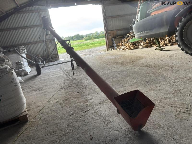 Westfield VB 816 grain auger 3