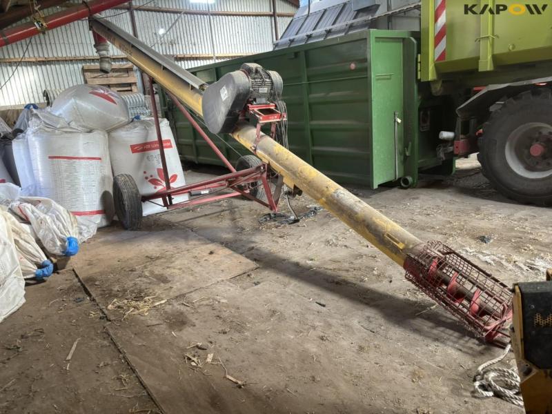 Westfield WR 80-26 grain auger 3