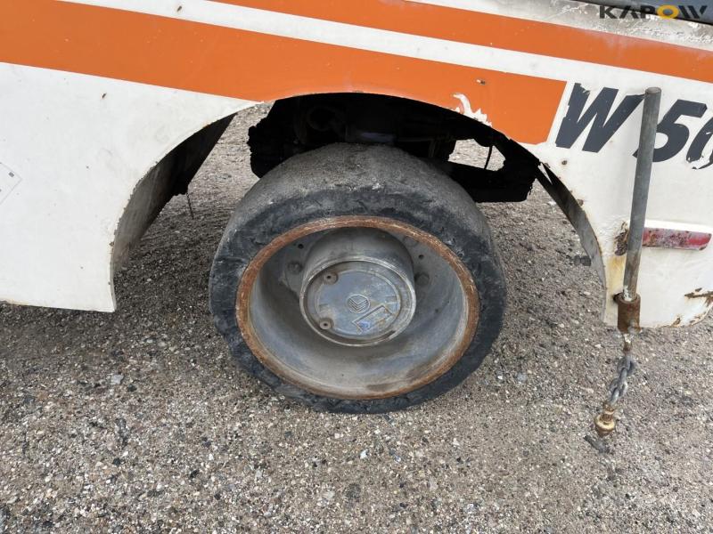 Wirtgen W 50 DC asphalt cutter with conveyor belt 12