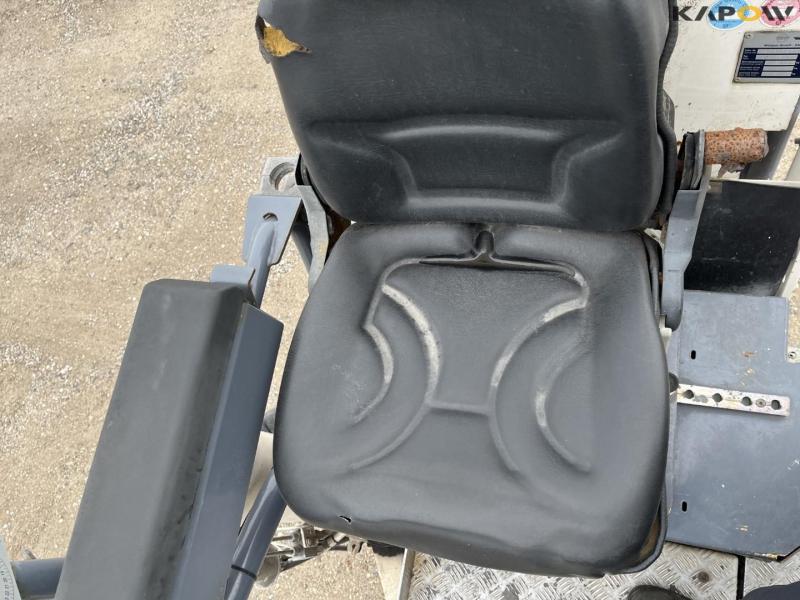 Wirtgen W 50 DC asphalt cutter with conveyor belt 25