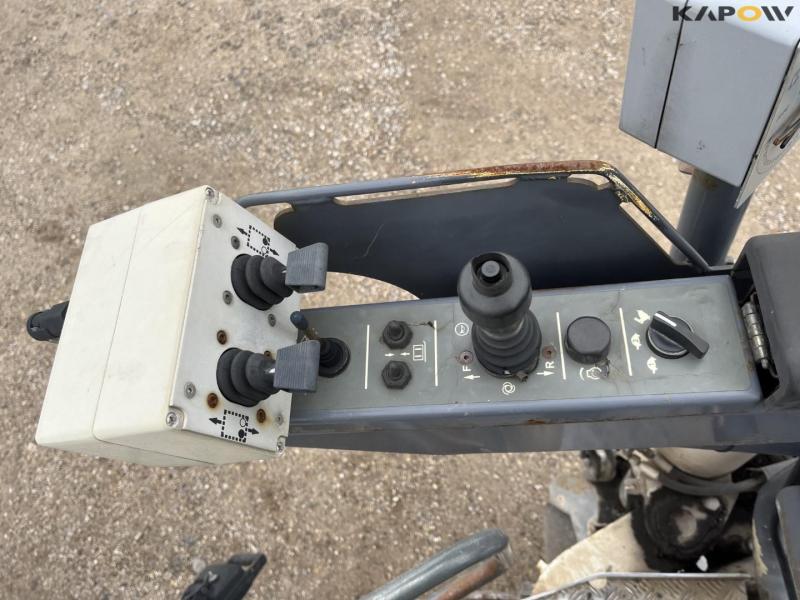 Wirtgen W 50 DC asphalt cutter with conveyor belt 26