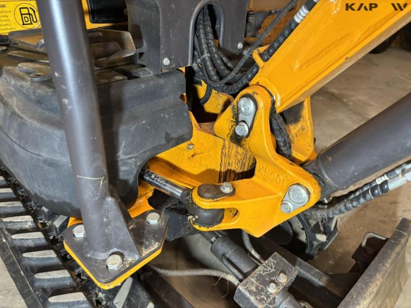 Xiniu XN 12-8 mini excavator 22