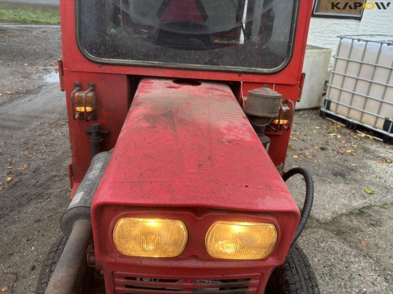 Yanmar 155 D tractor 4WD with broom 24