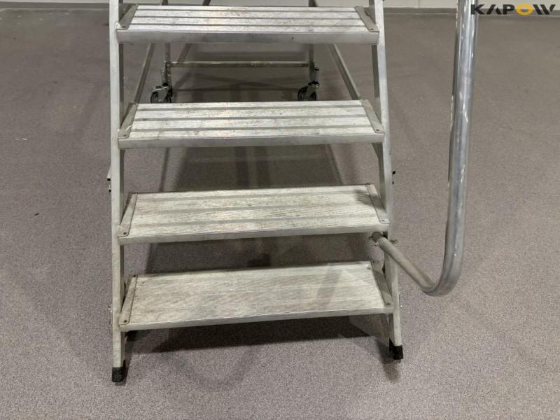 Zarges EN 131-7 platform ladder 8