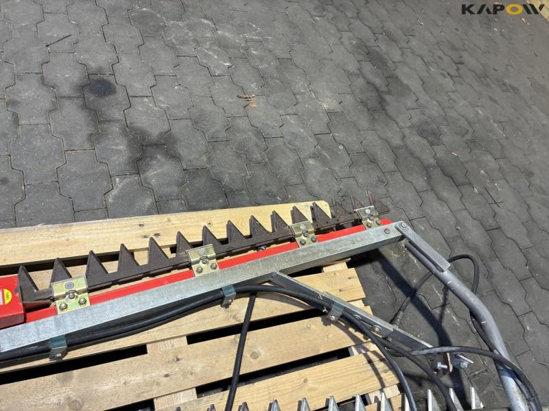 Zigler hydraulic side knife for header 8