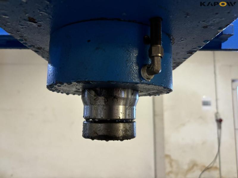 Aj Wholesale presses 24