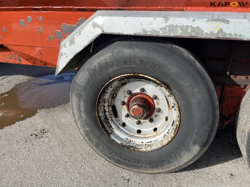 Almas feed cart/chaser bin 9