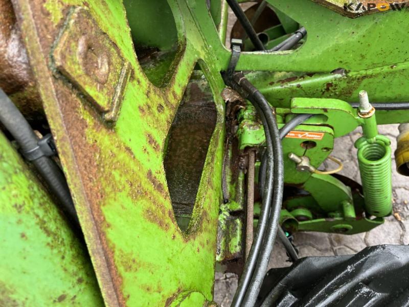 Amazone ED601K 8 row corn seeder with fertilizer front tank 19