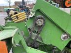 Amazone ED601K 8 row corn seeder with fertilizer front tank 10