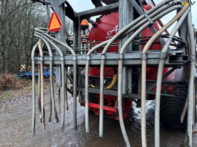 AP 22 slurry tanker with crane and 24-meter boom 46