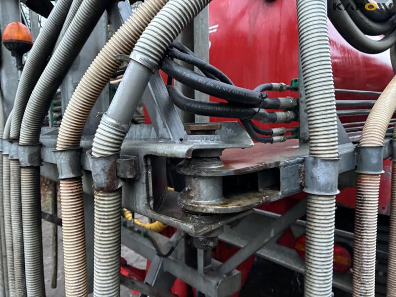 AP 22 slurry tanker with crane and 24-meter boom 48