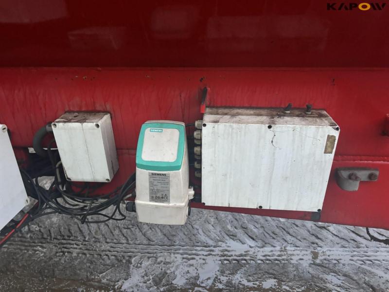 AP 22 slurry tanker with crane and 24-meter boom 55