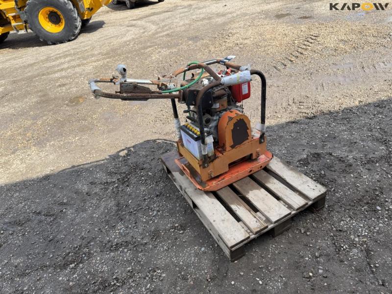 Atco HS-158 plate vibrator 5