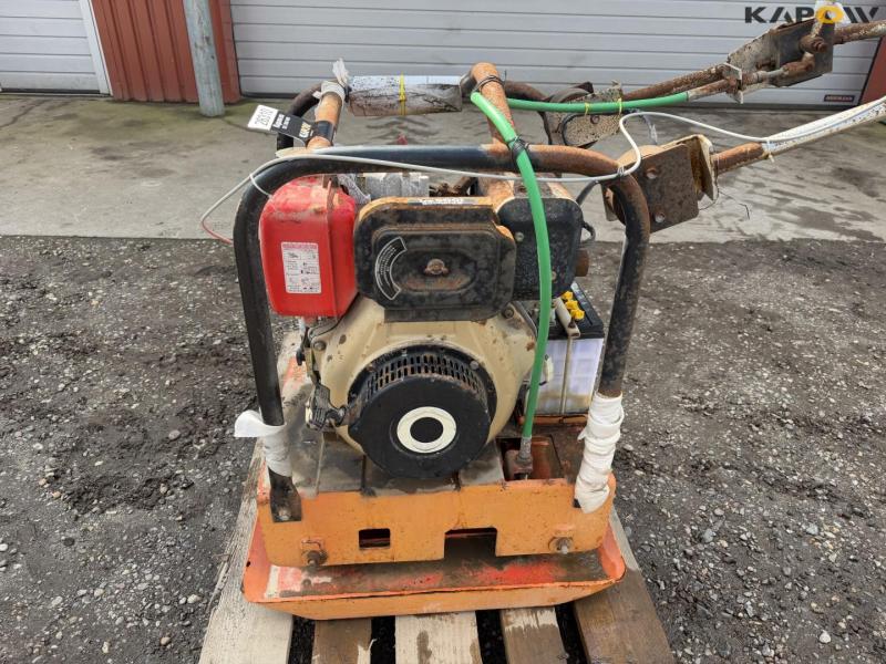Atco HS-158 plate vibrator 9