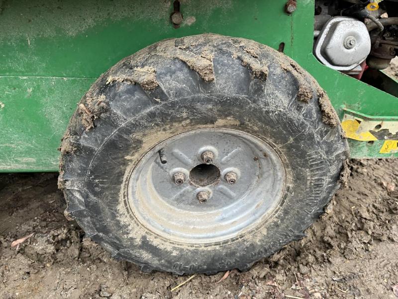 Avant LS-60 Proficat loader 10