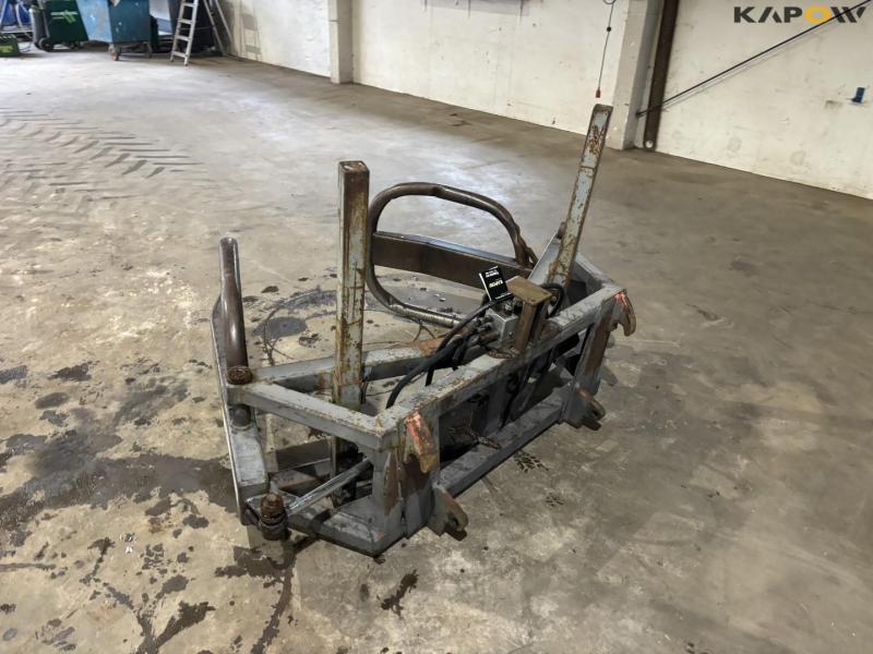 Bale clamp with Euro hitch 7