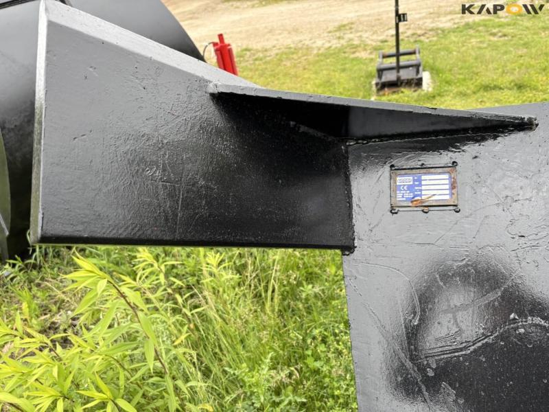 Beco profile bucket with S70 hitch 19