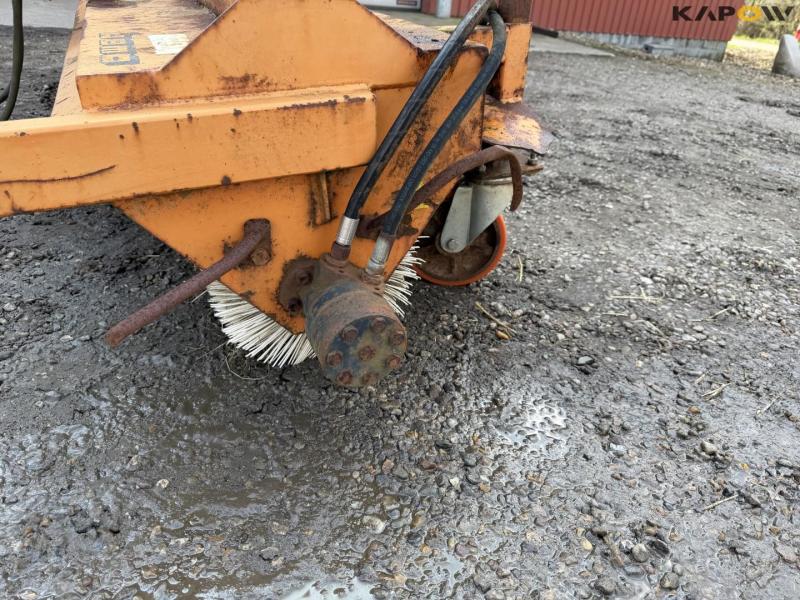 Bema broom with 3-point hitch 9